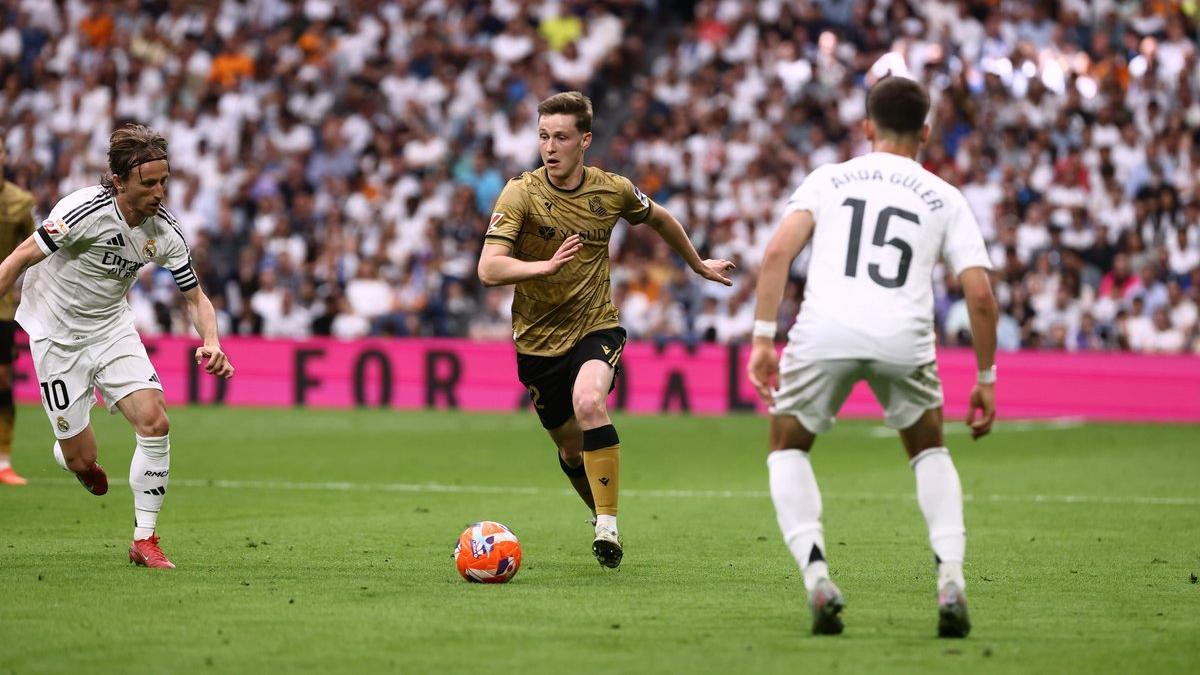 Turrientes, en un partido contra el Madrid de la pasada temporada. NOTICIAS DE GIPUZKOA