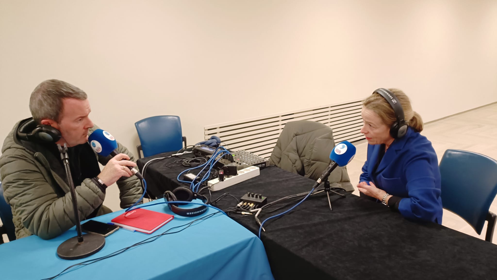 Eider Mendoza con Txema Gutiérrez en el Kursaal. ONDA VASCA