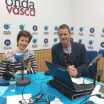 Sonia Pérez con Txema Gutiérrez en los estudios de ONDA VASCA