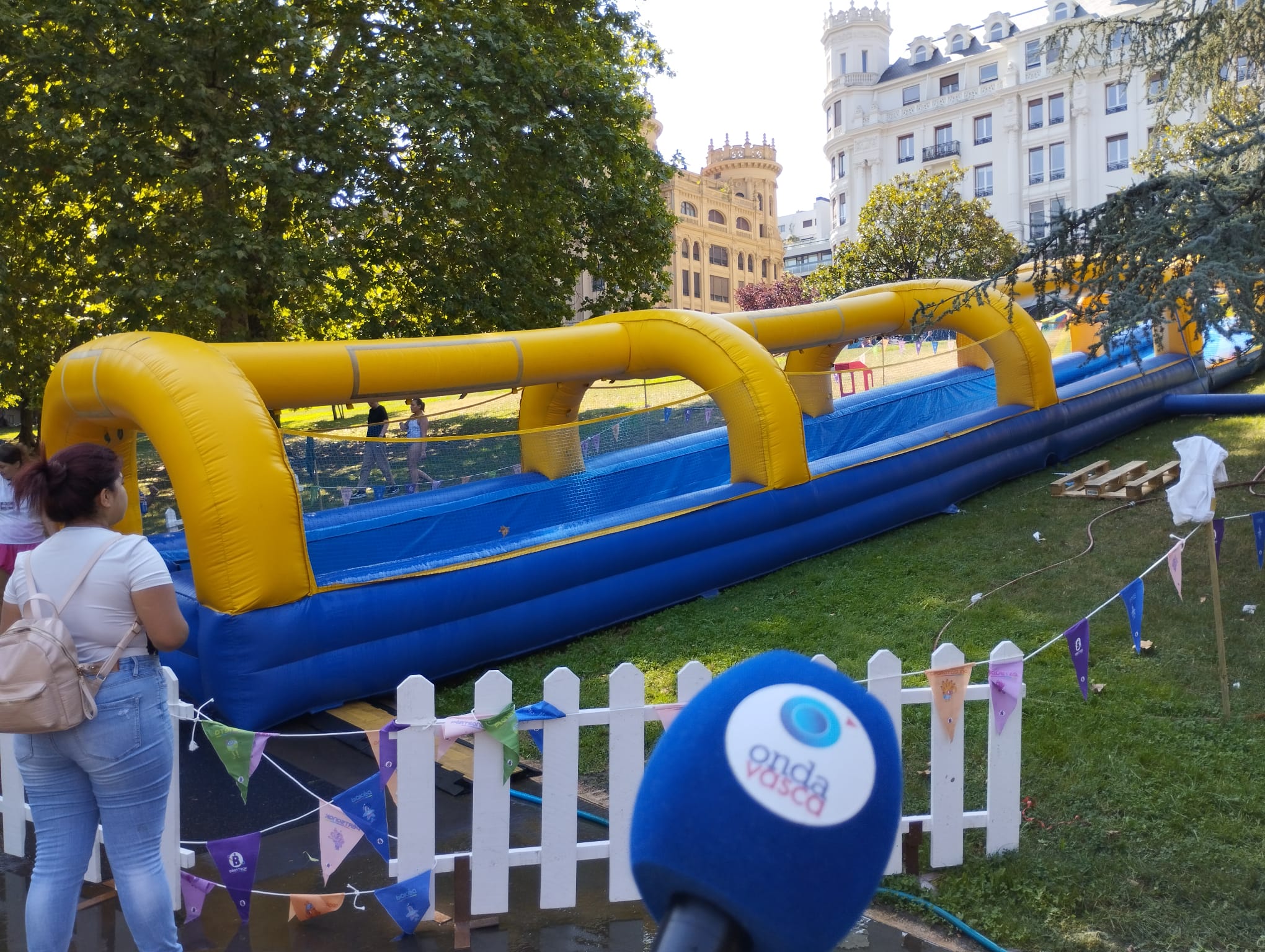 Desde la una de la tarde sólo están abiertas las actividades acuáticas del Txikigune de Doña Casilda