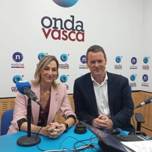 María Ubarretxena en los estudios de ONDA VASCA