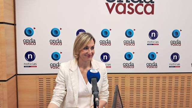 María Ubarretxena, consejera de Gobernanza, Administración Digital y Autogobierno y portavoz del Gobierno Vasco en los estudios de ONDA VASCA María Ubarretxena, consejera de Gobernanza, Administración Digital y Autogobierno y portavoz del Gobierno Vasco en los estudios de ONDA VASCA