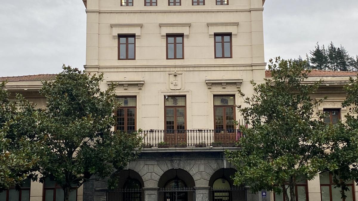 El Ayuntamiento de Ugao-Miraballes. Ayuntamiento de Ugao-Miraballes