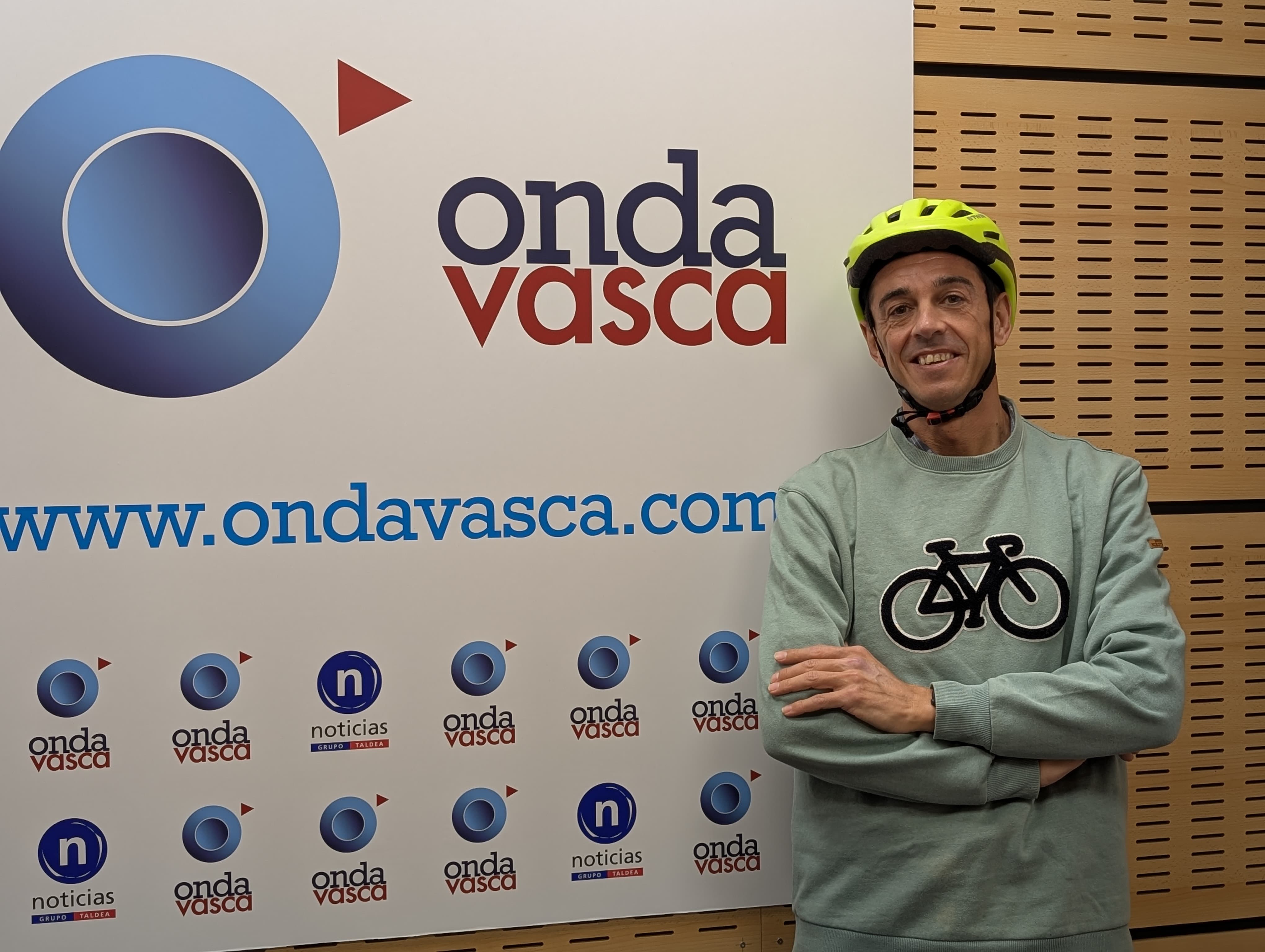 Unitxer Zenon, educador físico deportivo