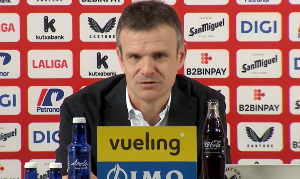 Jon Uriarte, esta tarde en la sala de prensa de San Mamés