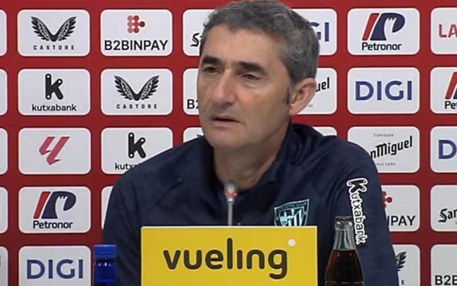 Ernesto Valverde este mediodía en la sala de prensa de Lezama