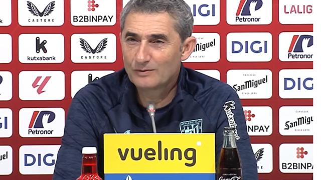 Ernesto Valverde, este mediodía en la sala de prensa de Lezama