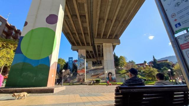 El viaducto de Rekalde desaparecerá con la construcción de la variante de la autopista A-8 | Deia