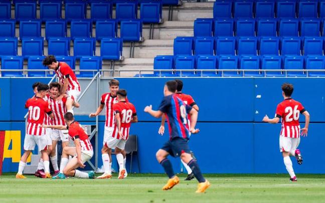 Gaizka Albóniga-Menor celebra su gol en Copa / AthleticClub