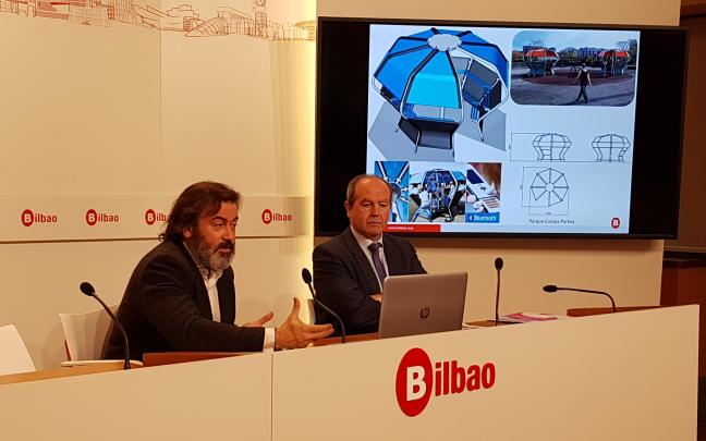 Imagen de archivo de Fran Viñez, junto al ex concejal Ricardo Barkala | Bilbao.eus