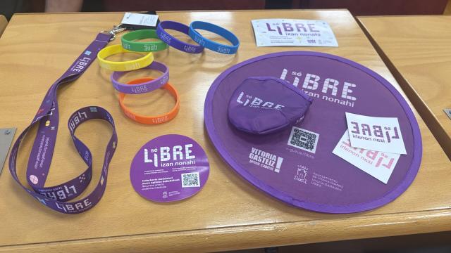 'Merchandising' de la campaña de prevención de la violencia machista en fiestas de La Blanca