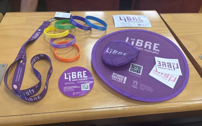 'Merchandising' de la campaña de prevención de la violencia machista en fiestas de La Blanca