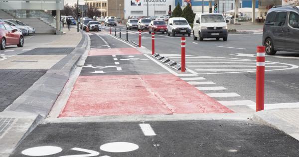 Carril bici en el polígono de Landaben. Fotos: Ayuntamiento de Pamplona