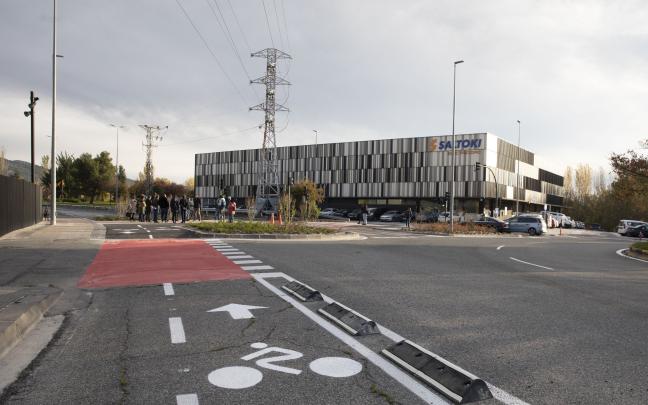 Carril bici en el polígono de Landaben. Fotos: Ayuntamiento de Pamplona