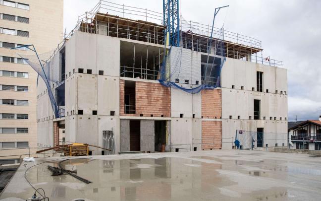 Las obras para la construcción del civivox del Segundo Ensanche cumplen un año. Foto: Ayuntamiento de Pamplona