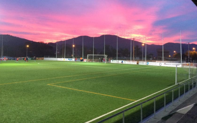 Campo de El Mortuero en Abanto. Foto: Abanto Club