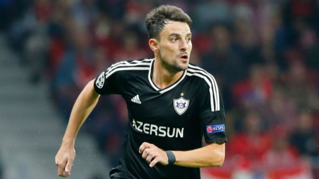 Michel Madera durante un partido de Champions League con el Qarabag. Foto: Qarabag