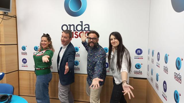 @mamadelnorte y @aitadelnorte, junto a Txema Gutiérrez e Iranzu Calvo.
