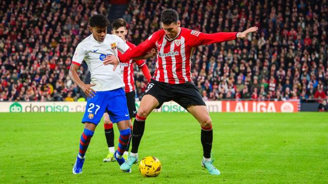 Lamine Yamal y Mikel Vesga forcejean por el balón en la última visita del Barça a San Mamés, que acabó sin goles. / ATHLETIC CLUB Lamine Yamal y Mikel Vesga forcejean por el balón en la última visita del Barça a San Mamés, que acabó sin goles. / ATHLETIC CLUB