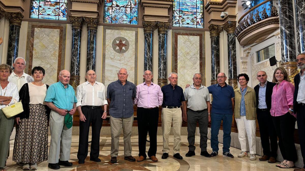 Homenaje a 322 marineros retirados en el Ayuntamiento de Donostia | Onda Vasca