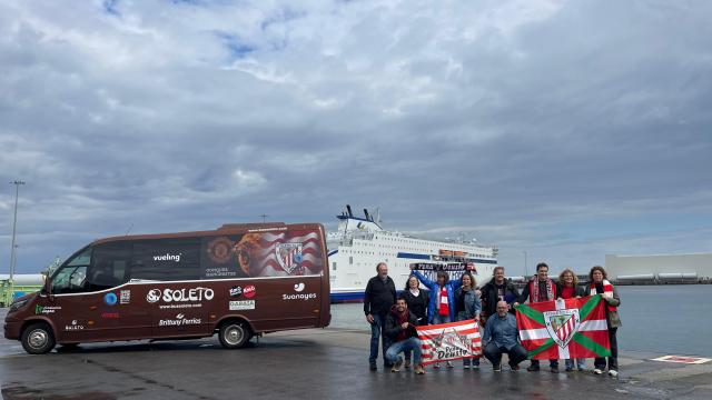 Eqiupo de ONDA VASCA rumbo a Manchester con Autobuses Soleto y Brittany Ferries. Eqiupo de ONDA VASCA rumbo a Manchester con Autobuses Soleto y Brittany Ferries.