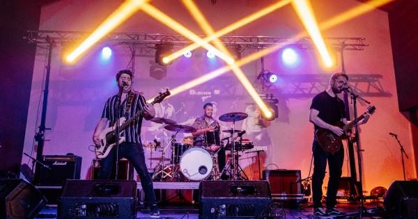 Actuación musical en Parkea Musik Fest