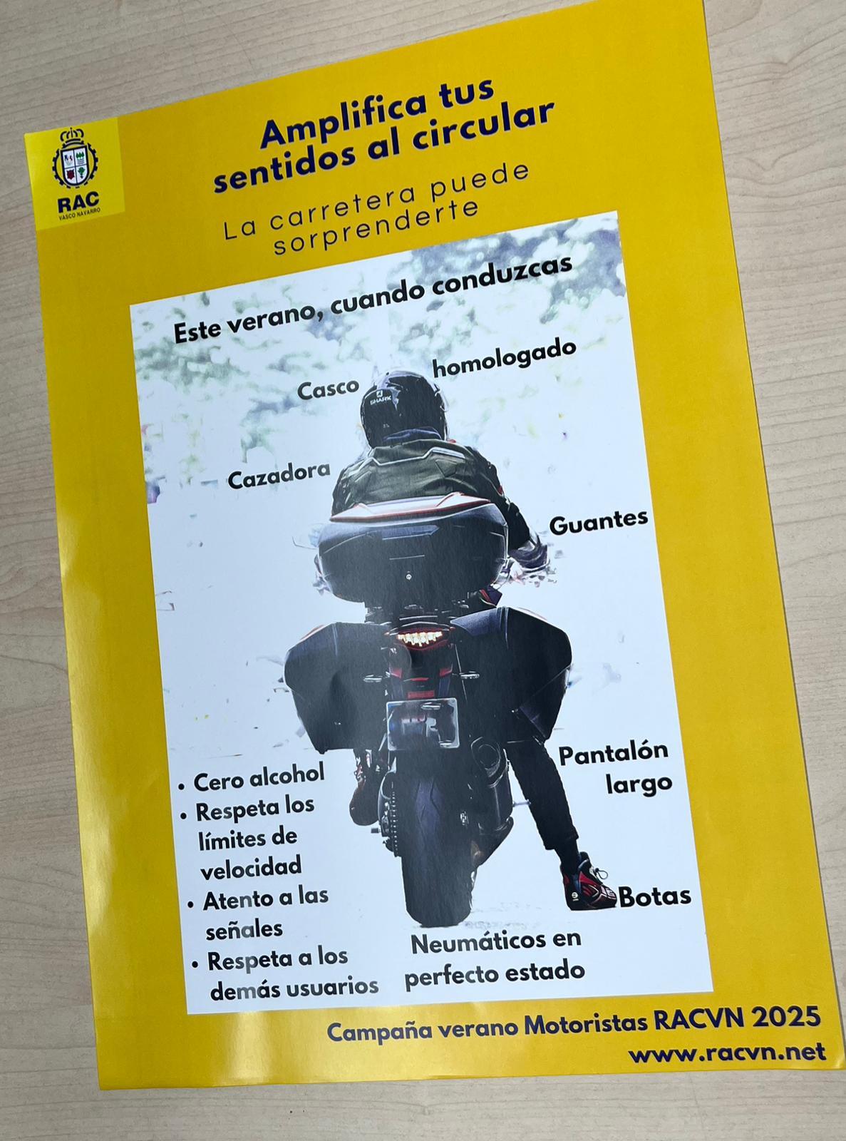 Cartel de la campaña de verano 2025 de RACVN