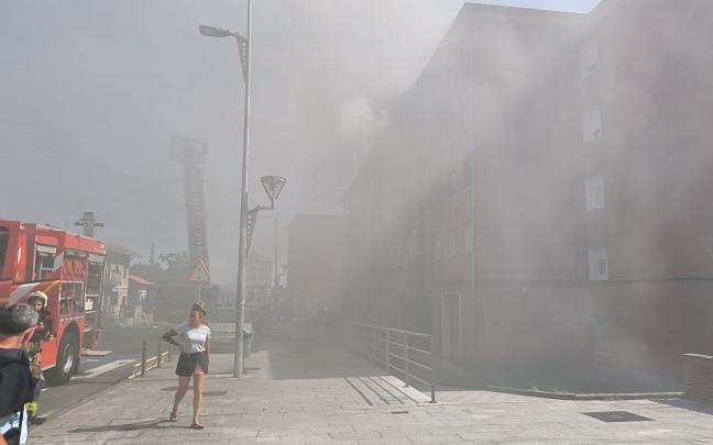 Incendio en un edificio de Ortuella.