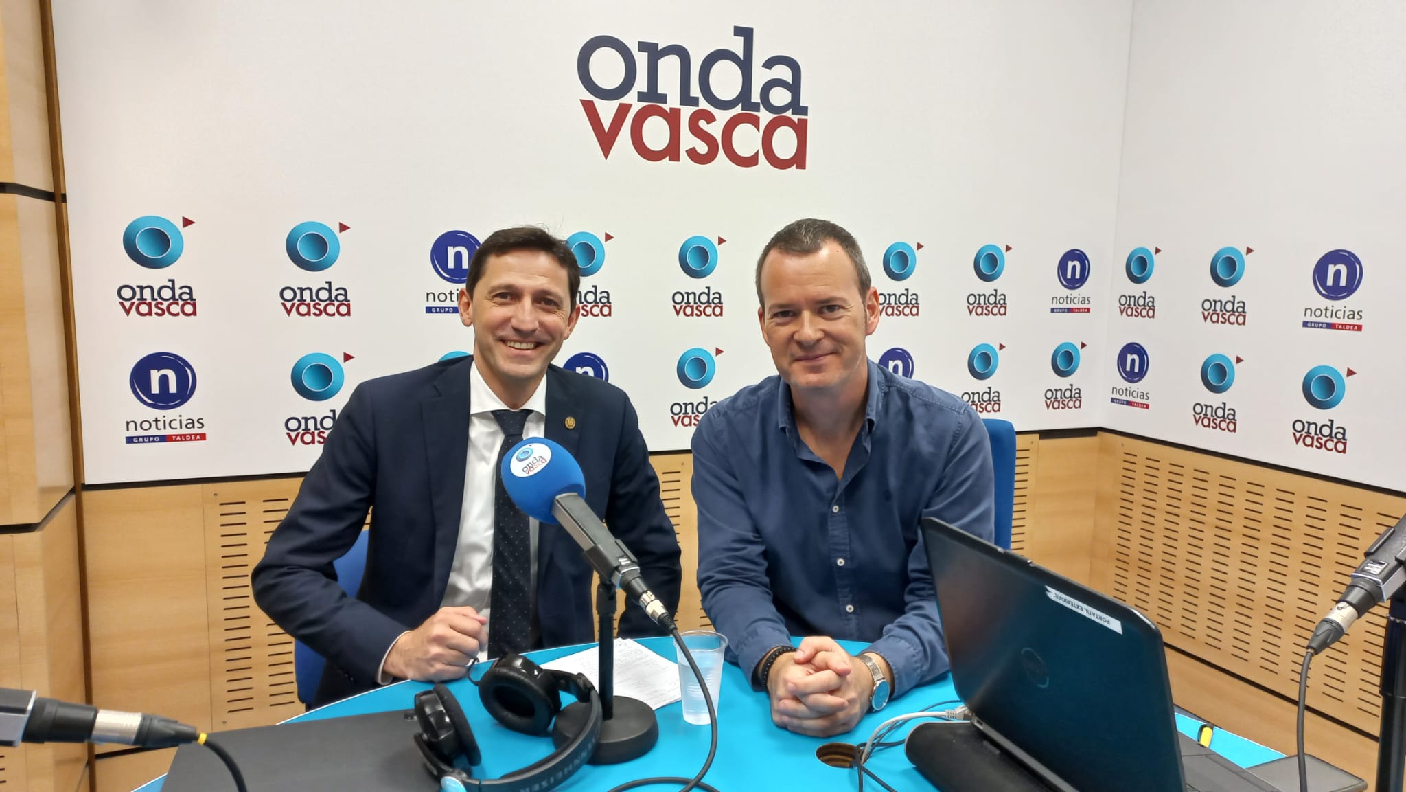 Entrevista al Consejero de Hacienda y Finanzas Noël d'Anjou. ONDA VASCA