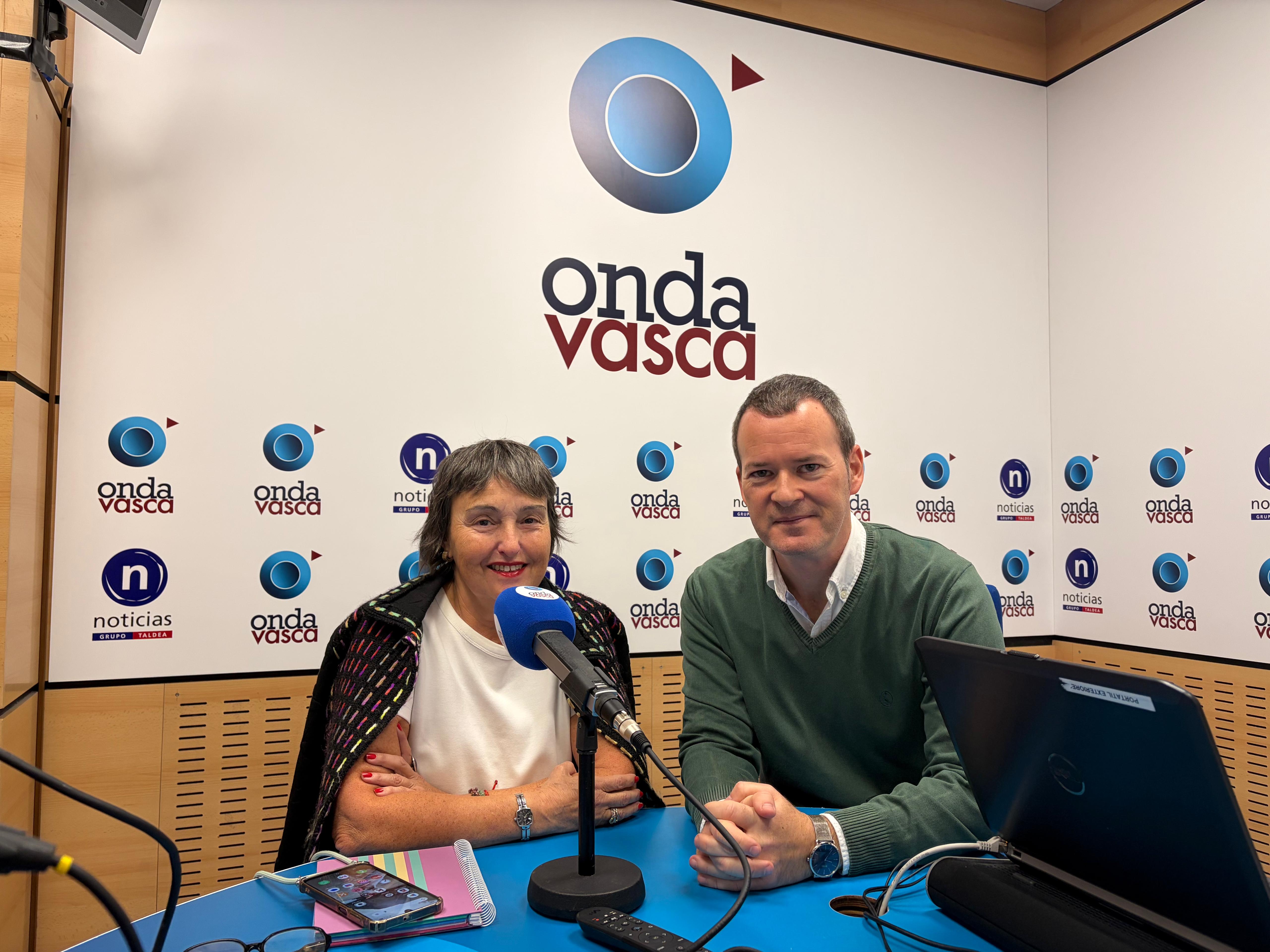 Entrevista a Nina Marín en los estudios de Onda Vasca. ONDA VASCA