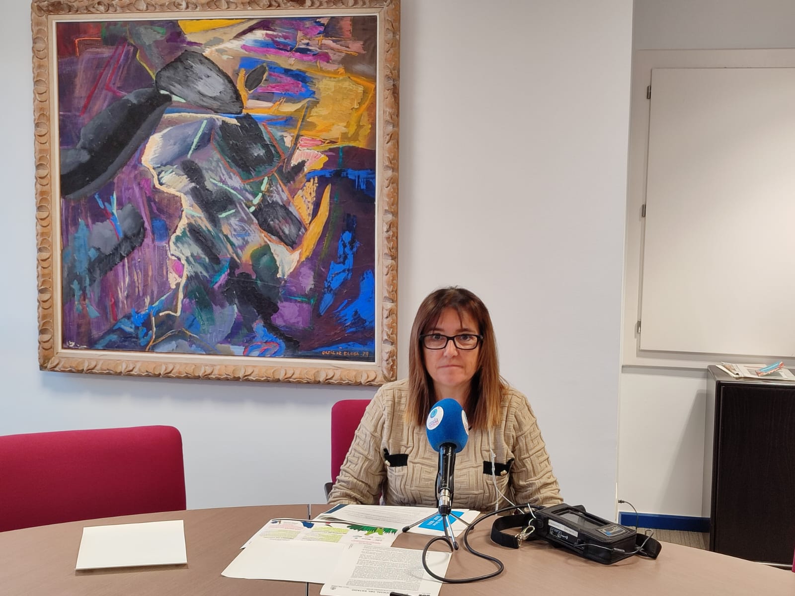 Entrevista a Amaia Barredo, Consejera de Alimentación, Desarrollo Rural, Agricultura y Pesca en los estudios de Onda Vasca