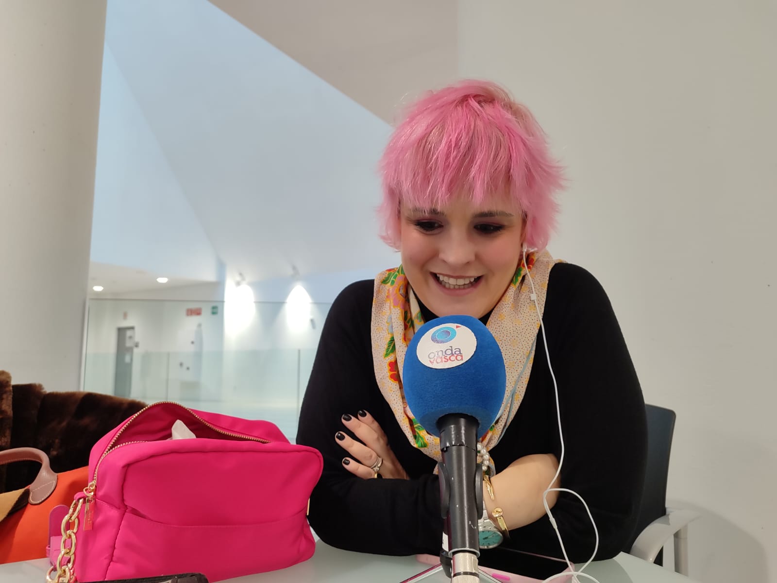 Entrevista a Anitta Ruiz, periodista y asesora de comunicación e imagen, en Las Mañanas de Onda Vasca 