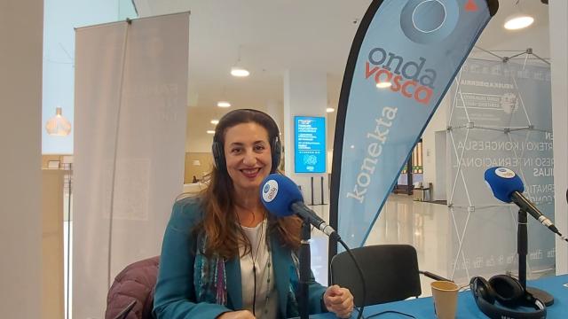 Laura Rojas Marcos, psicóloga, entrevista en Las Mañanas de Onda Vasca