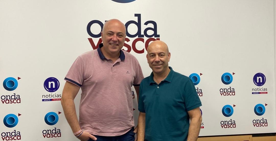 El alcalde de Leioa, Iban Rodríguez, ha estado presente en los estudios de Onda Vasca