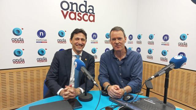 Noël d'Anjou, consejero de Hacienda y Finanzas, entrevistado en Las Mañanas de Onda Vasca