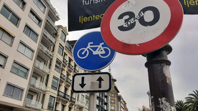Señales de tráfico en Donostia