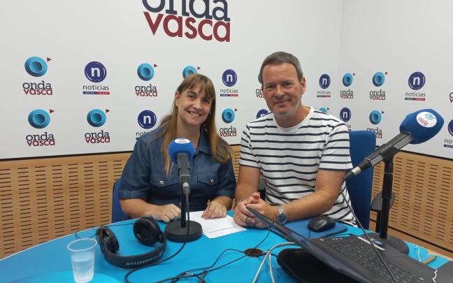 Inga Aguirreamalloa, portavoz de ASFACUME, entrevistada en Las Mañanas de Onda Vasca