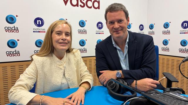 Amaya Fernández en los estudios de ONDA VASCA