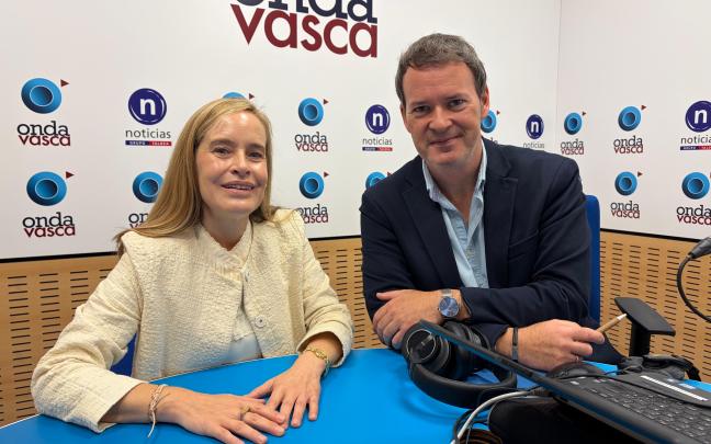 Amaya Fernández en los estudios de ONDA VASCA