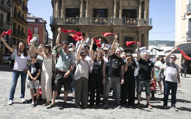 Integrantes de la Plataforma Yala Nafarroa con Palestina. AYUNTAMIENTO DE PAMPLONA