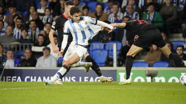 Zakharyan sigue con problemas físicos. RUBEN PLAZA