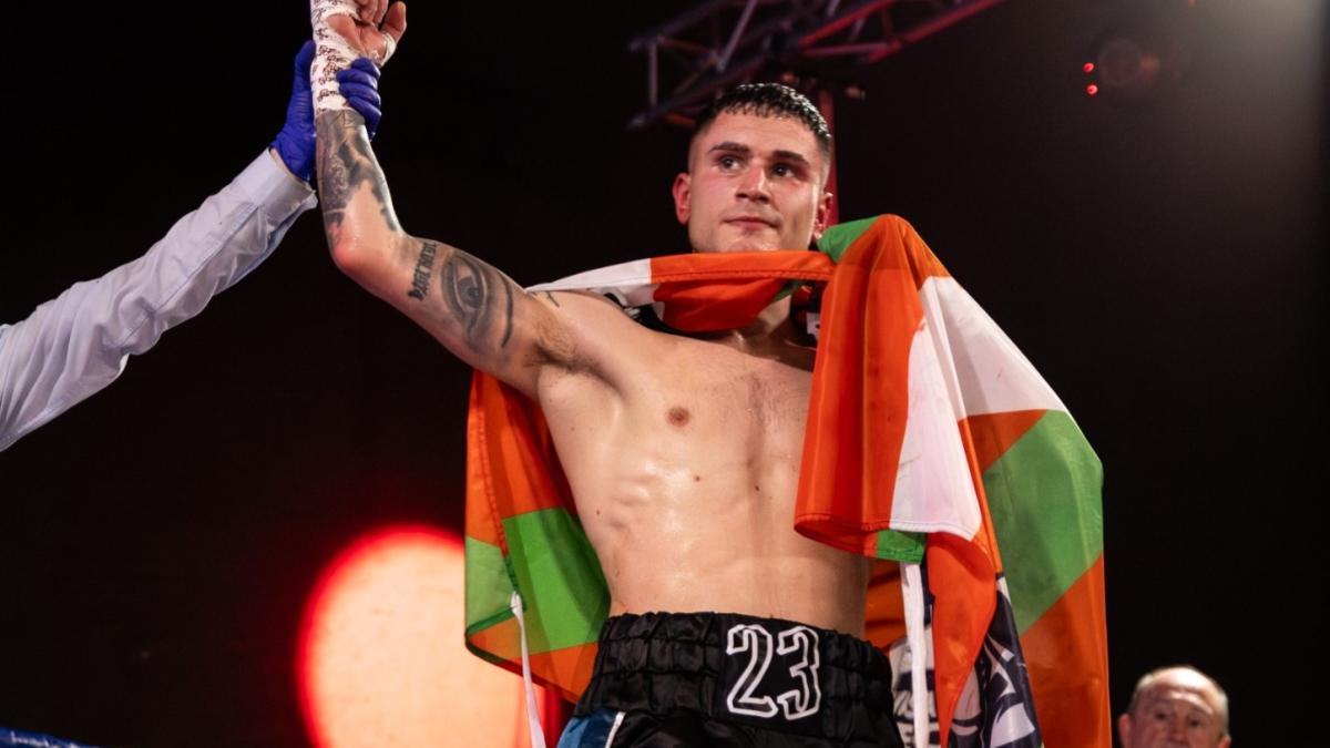 Tejada se impuso por decisión unánime a un bravo y bullidor José Luis Commisso. Foto: José Landín