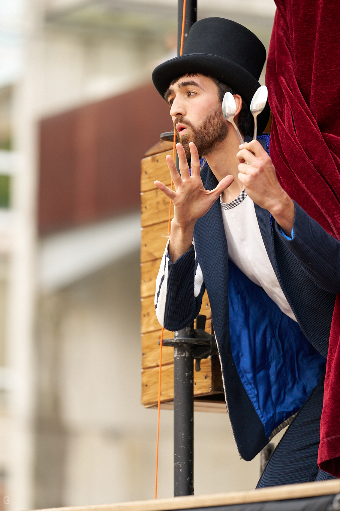 Zirkozaurre durante la Umore Azoka 2025. UMORE AZOKA